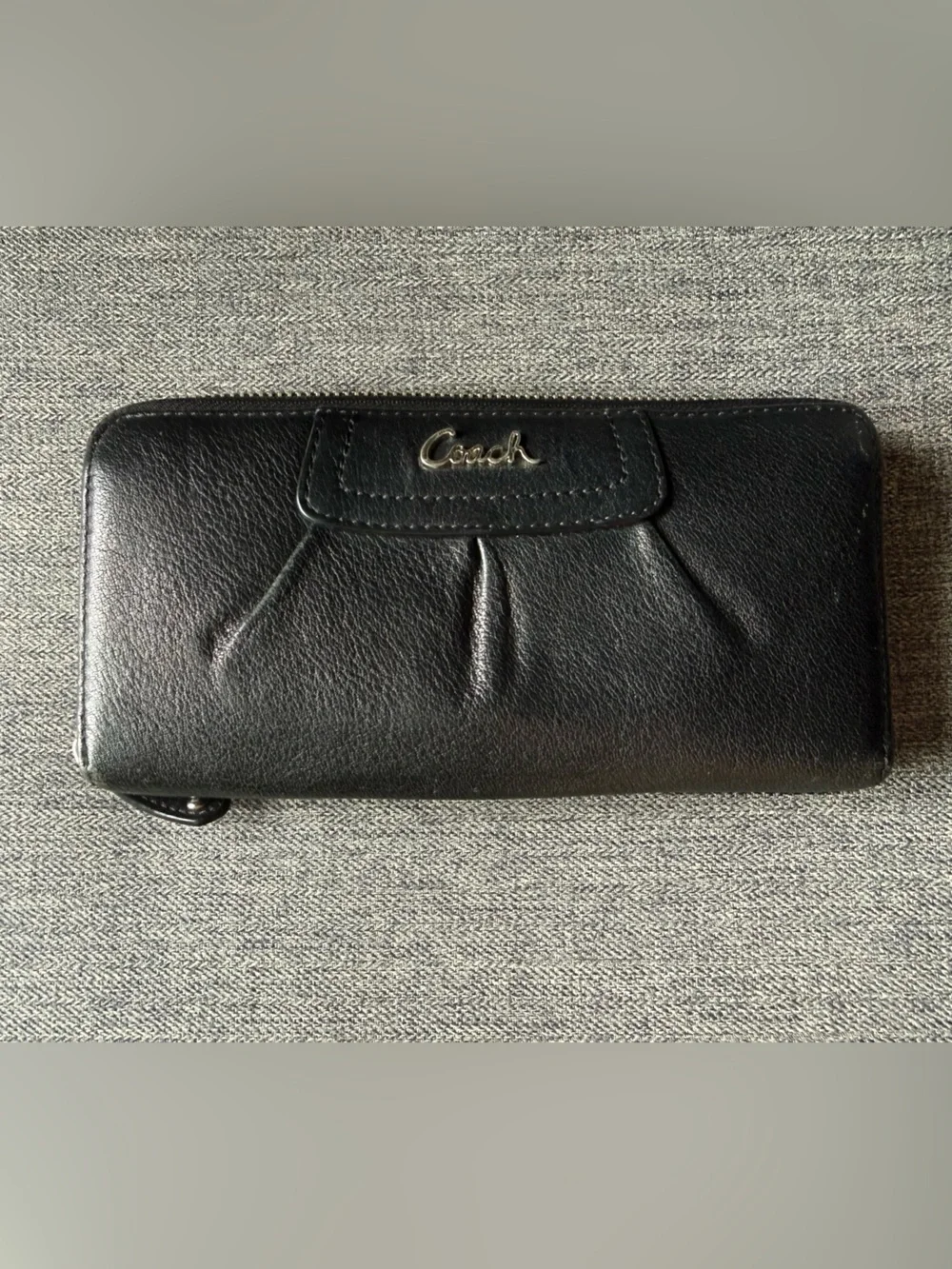 Coach Black Leather Zip-Around Continental Wallet - Picture 1 of 4